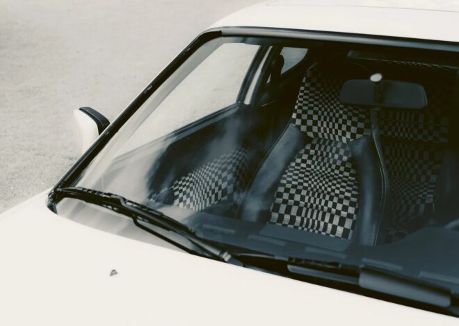 Dreamweaver: Porsche reissues iconic interior trim